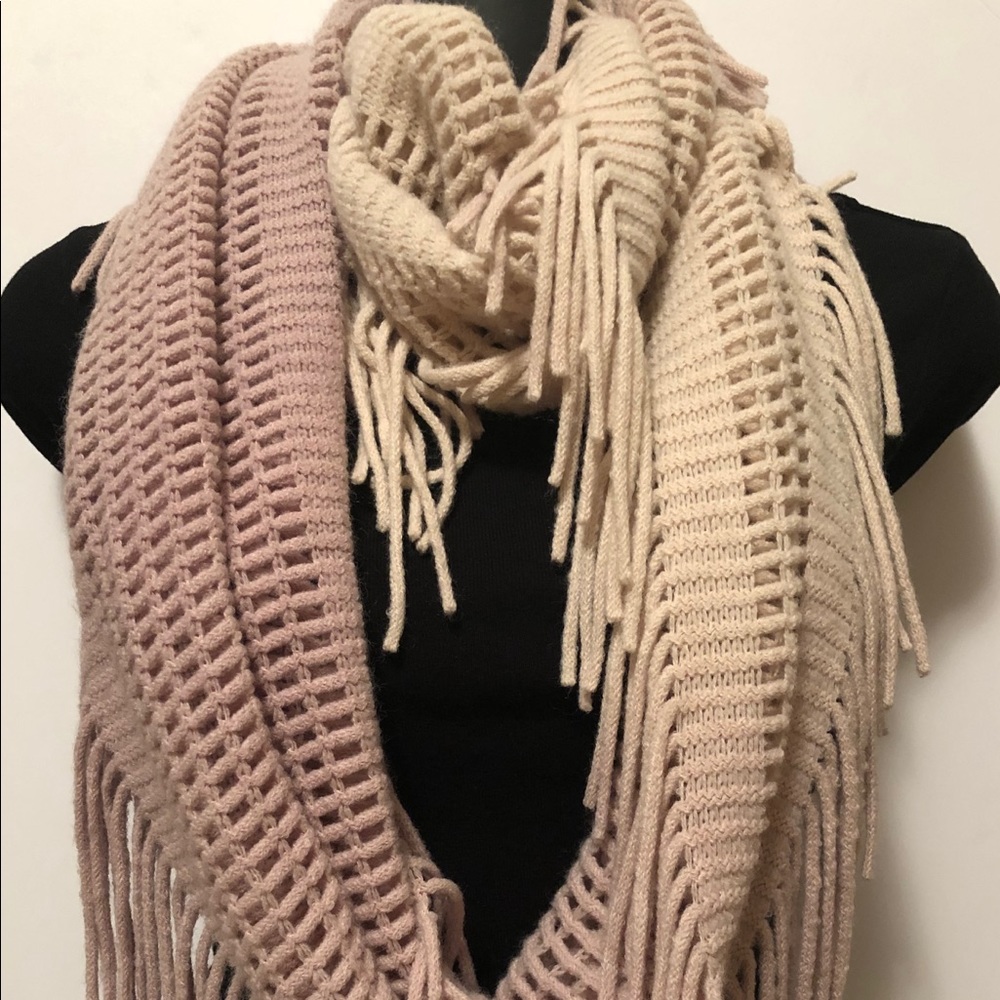 Massini Scarf